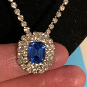 Elegant Blue Crystal and Silver Pendant Necklace